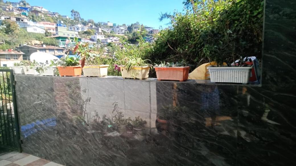 Sumira Residency Appartement Kodaikanal Buitenkant foto